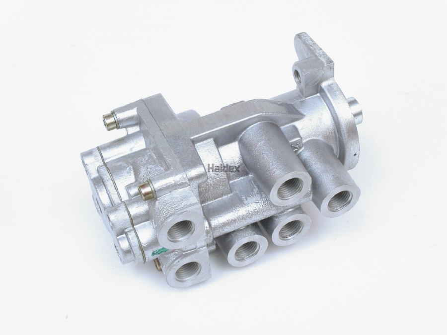 Гл. тормозной кран / Service brake valve  - 320052011